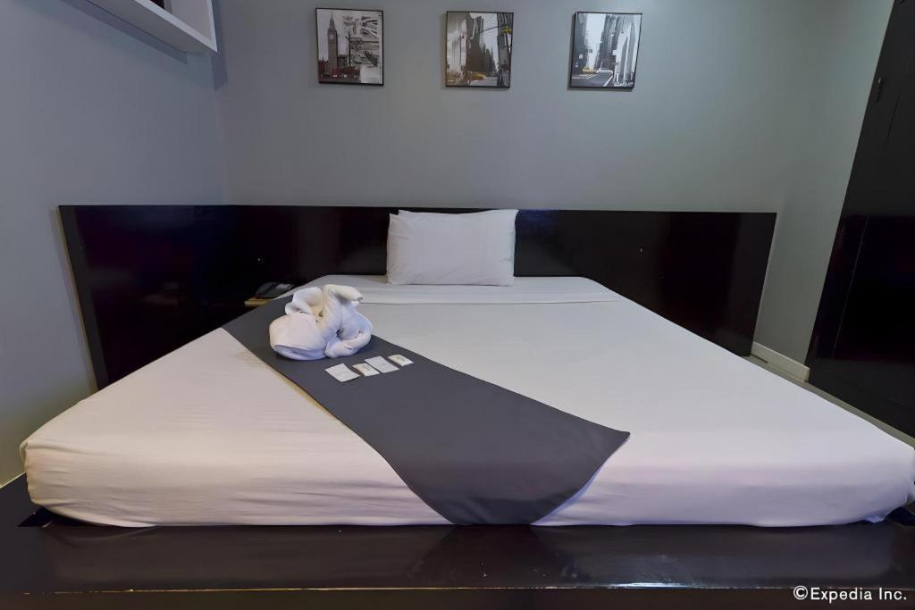 Richmond Plaza Hotel Tabok Екстериор снимка