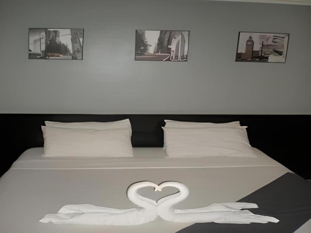 Richmond Plaza Hotel Tabok Екстериор снимка
