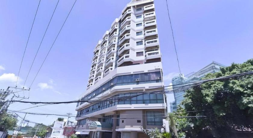 Richmond Plaza Hotel Tabok Екстериор снимка