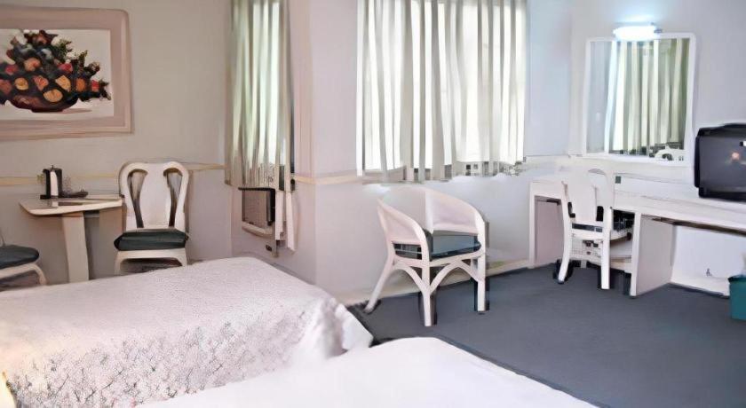 Richmond Plaza Hotel Tabok Екстериор снимка
